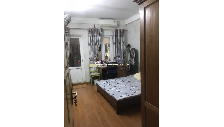 Chính chủ cần cho thuê phòng nhà mặt phố Bùi Xương Trạch, Thanh Xuân Hà Nội
